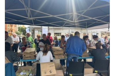 TORRIONE, RECORD PRESENZE PER IL CENTRO MOBILE DI RACCOLTA E RIUSO 