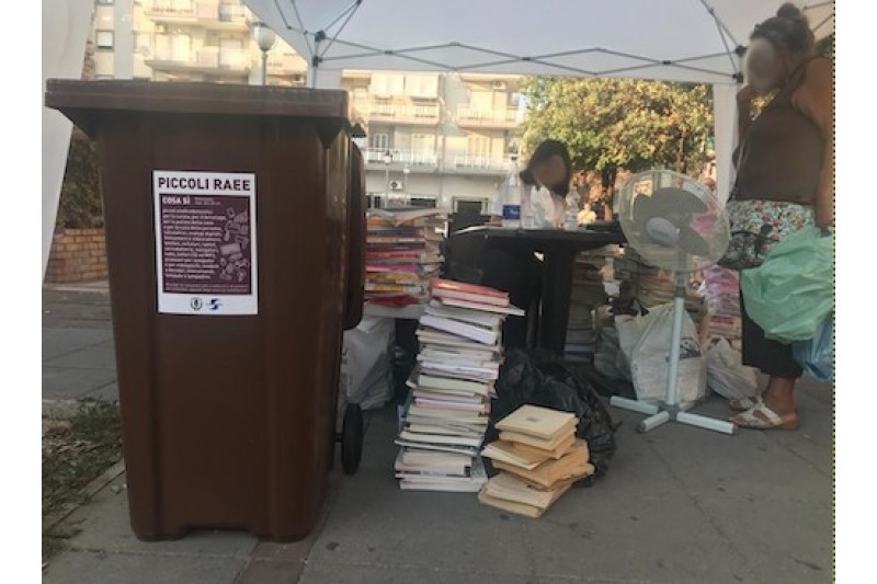 RACCOLTA STRAORDINARIA LIBRI, PICCOLI RAEE E GIOCATTOLI